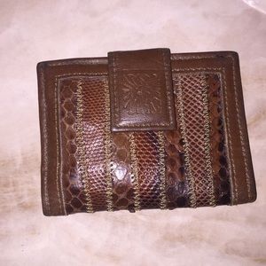 ANNE KLEIN KEYHOLDER